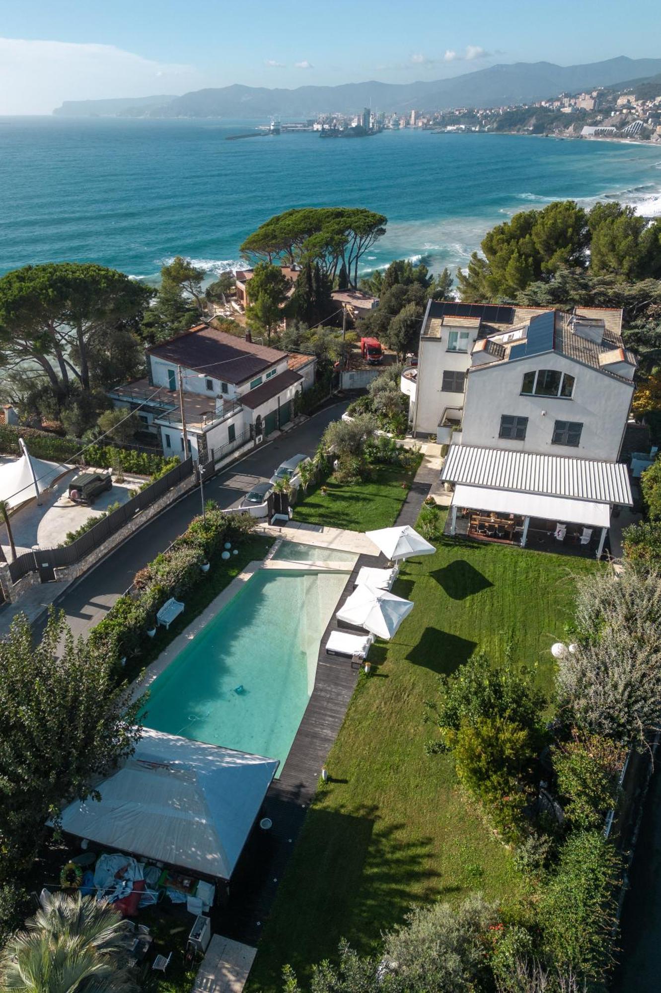 Villa Verney Albisola Superiore Exteriör bild